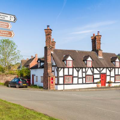 Traditional Black and White House at Beeston, Cheshire 5