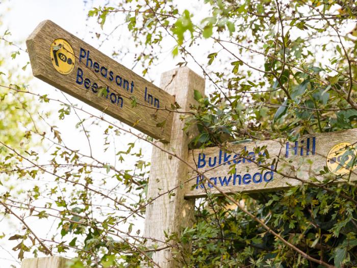 Sandstone Ridge   Sandstone Trail Sign